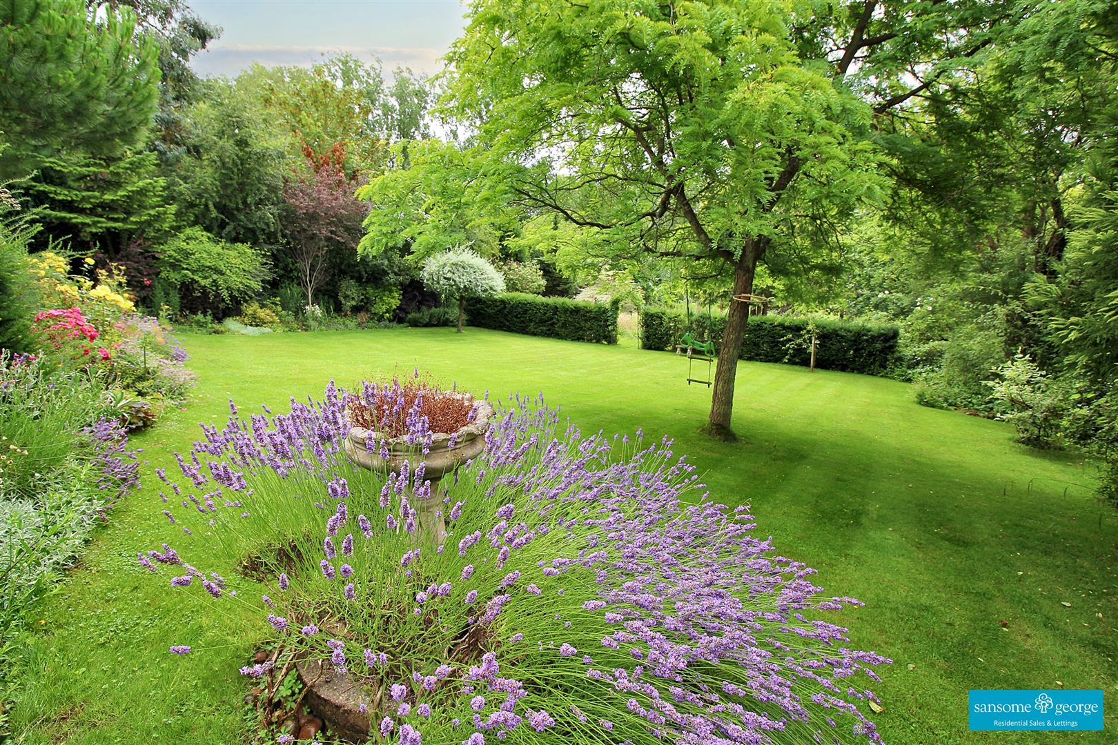 Fairway Avenue, Tilehurst, Reading